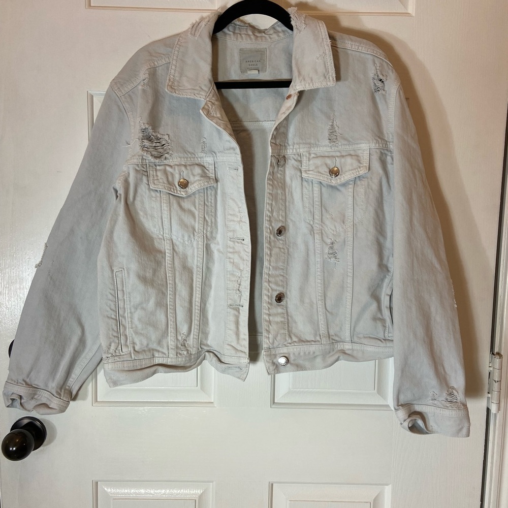 American eagle jean jacket distressed